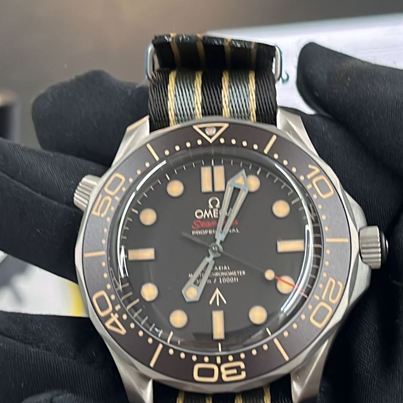 Omega DIVER 300M CO‑AXIAL MASTER CHRONOMETER 42 MM 007 Edition